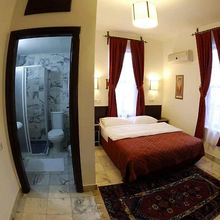 Kaleici Lodge Aparts Antalya Bagian luar foto