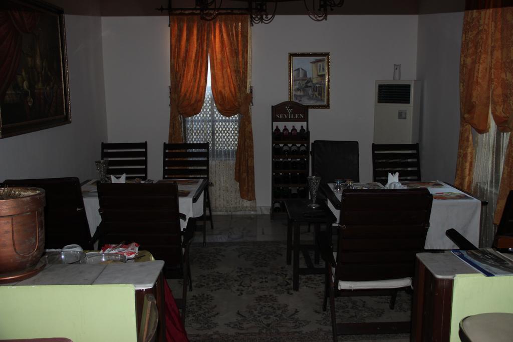 Kaleici Lodge Aparts Antalya Bagian luar foto