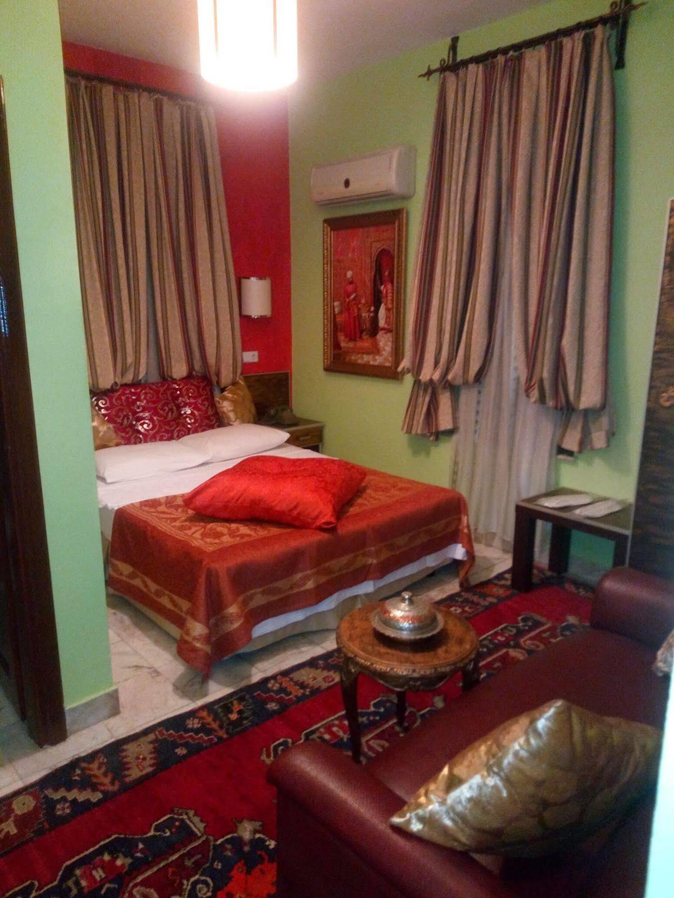 Kaleici Lodge Aparts Antalya Bagian luar foto
