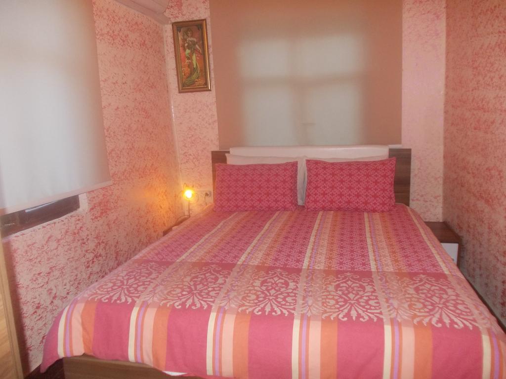Kaleici Lodge Aparts Antalya Bagian luar foto